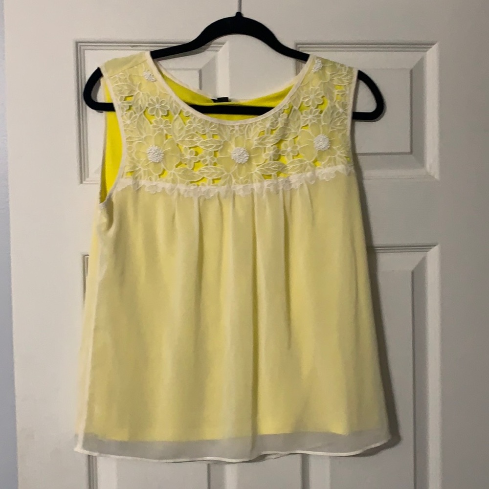 Pretty Ann Taylor Blouse!